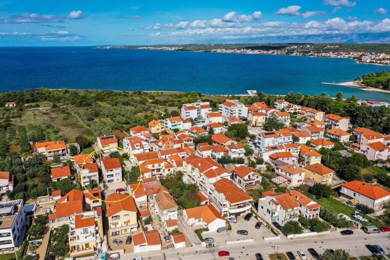 Apartment Puntamika Villa De Rosa - Ground Floor Zadar Bagian luar foto