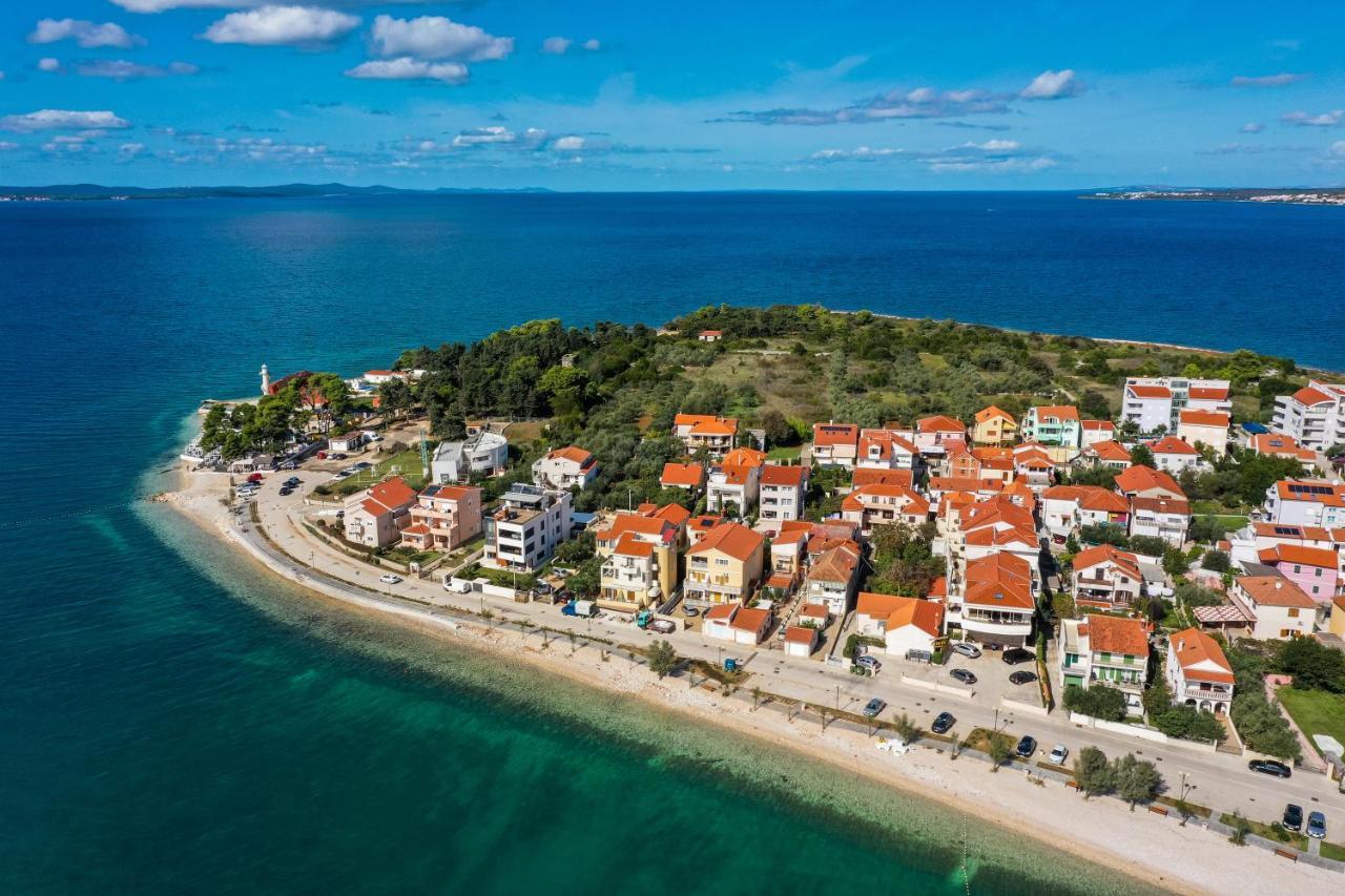 Apartment Puntamika Villa De Rosa - Ground Floor Zadar Bagian luar foto